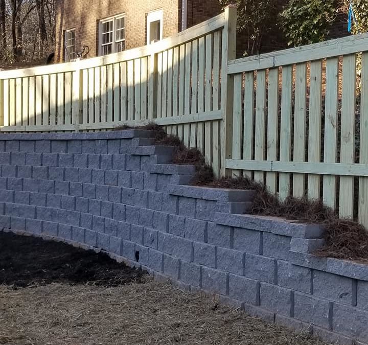 Retaining Wall With Fence